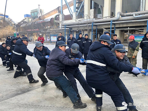 公司舉辦“愛我中華，慶祝新中國70周年”職工拔河、趣味運動聯(lián)誼賽——剪影